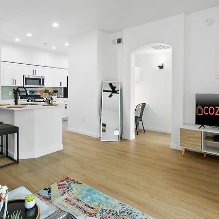 Cozysuites Glendale By The Stadium With Pool 02 المظهر الخارجي الصورة