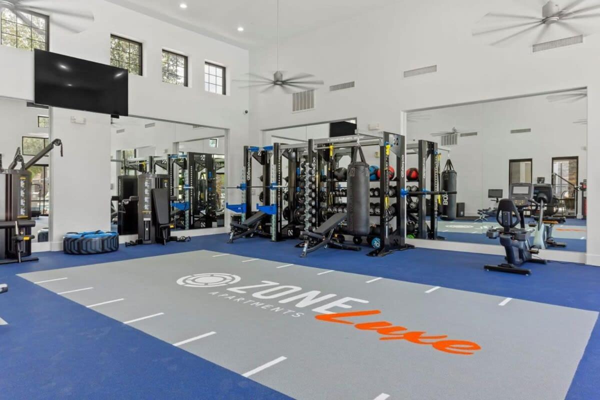 Cozysuites Glendale By The Stadium With Pool 02 المظهر الخارجي الصورة